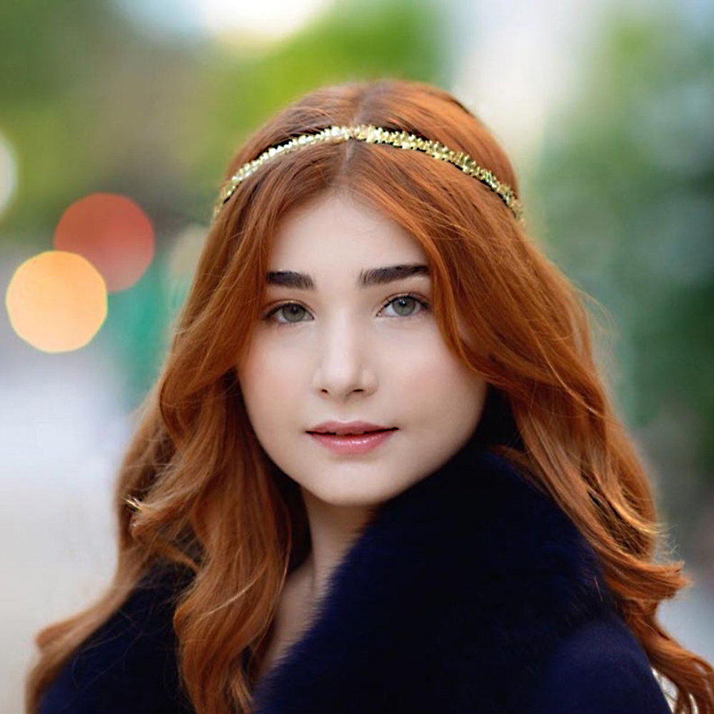 Thin Oak Wreath - Gold - Ellen Hunter NYC - Luxury Bridal Jewelry
